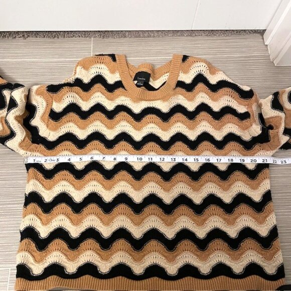 Lumiere Wavy Printed Chevron Knit Sweater Tan Cream Black Size Large - Picture 12 of 13